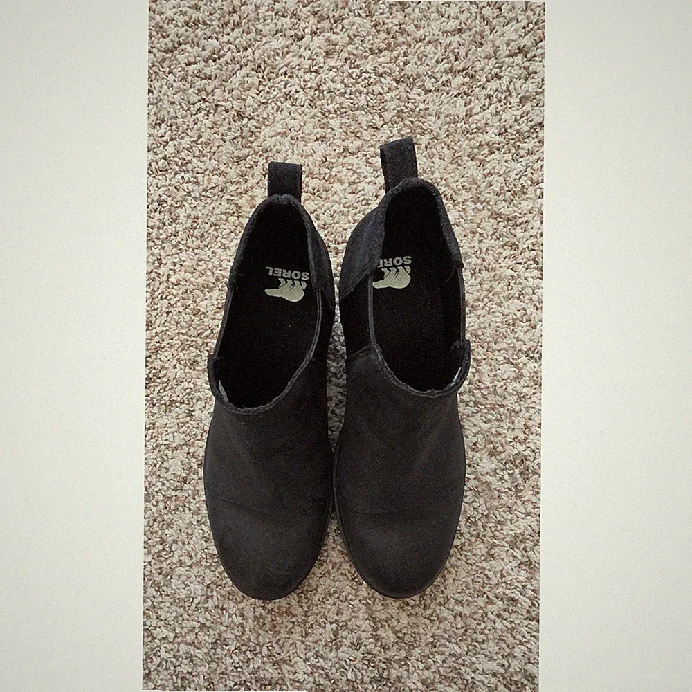 NEW Sorel Black Chelsea Ankle Boots Women’s Size 8.5 Pull-On Waterproof Booties