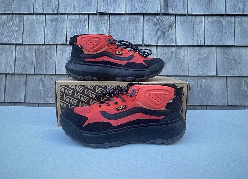 NEW Vans MTE CrossPath Mid Black/Orange Sneakers Hiking Shoes Men's Size 8