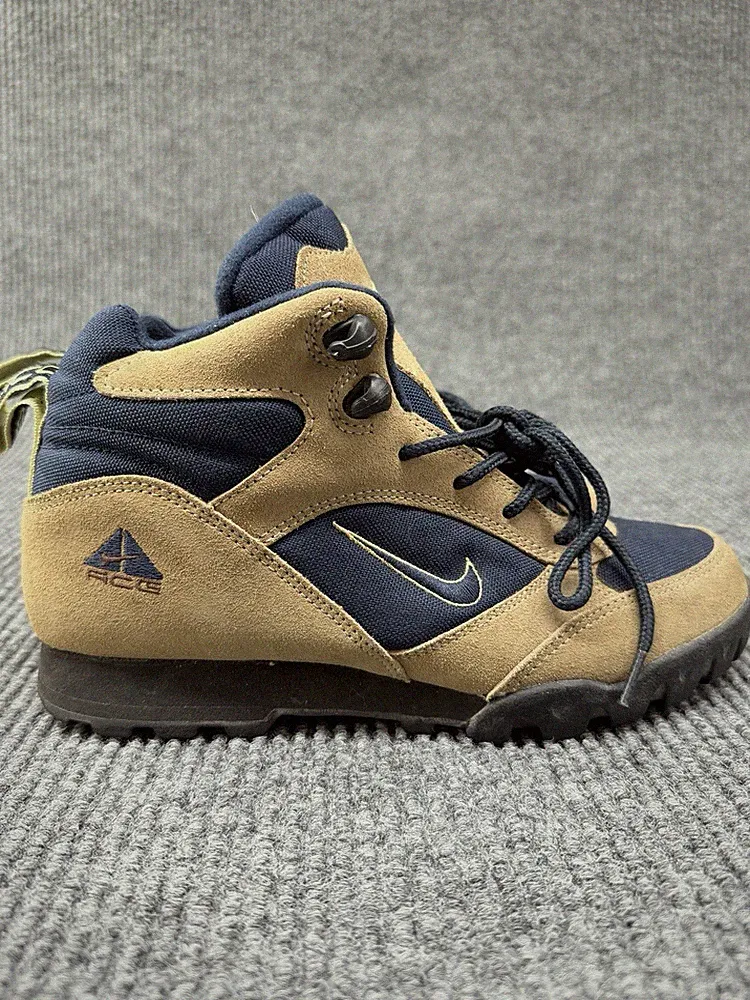 Nike ACG Boots Outdoor Hiking Trail Shoes Brown Blue Swoosh Women’s Size 8.5