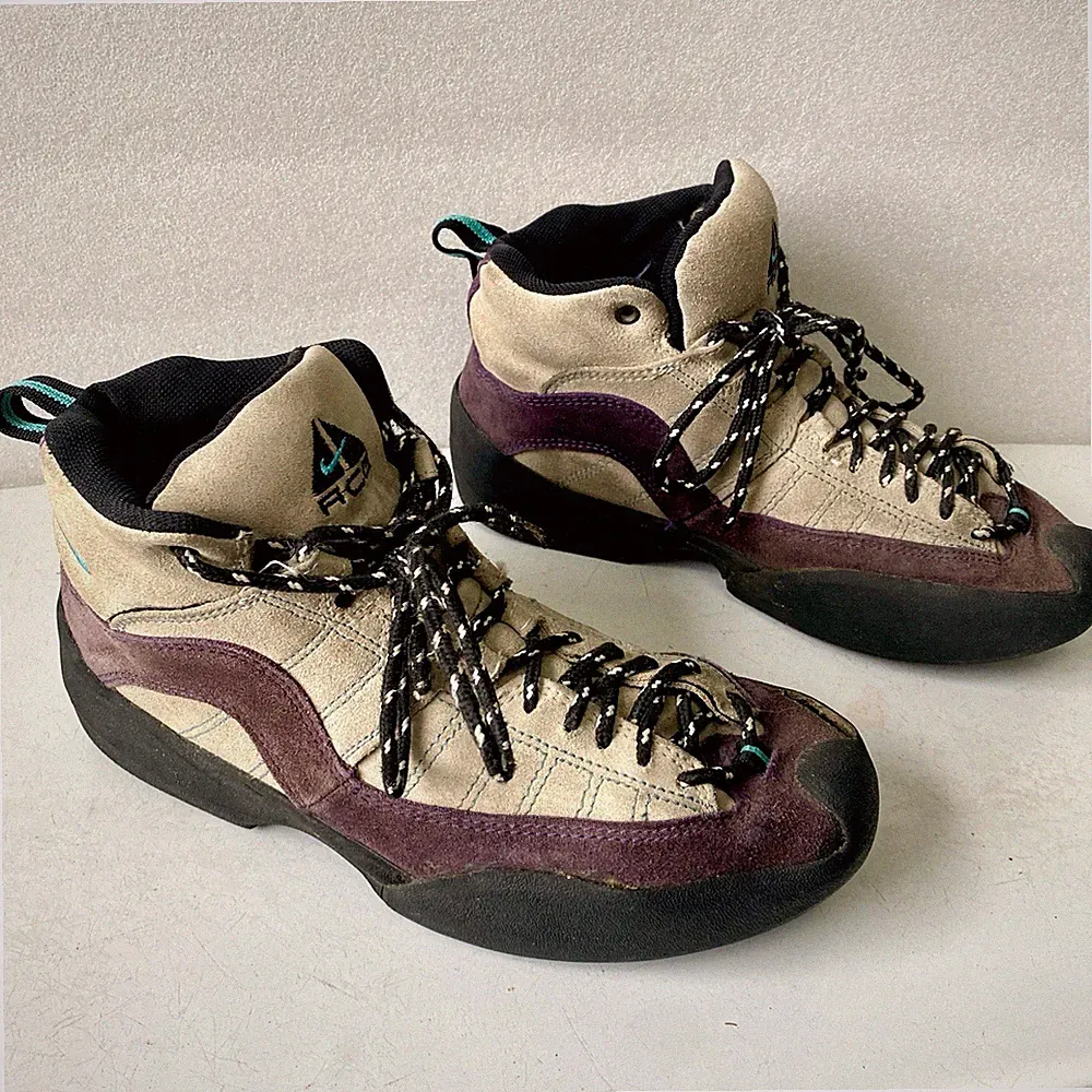 Nike Air Lava Dome Vintage ACG Hiking Shoes Approach Women’s US Sz 8.5 Boots 90s