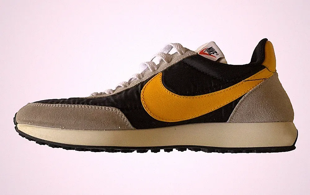 Nike Air Tailwind 79 Black University Gold College Grey 487754-014 Size 10