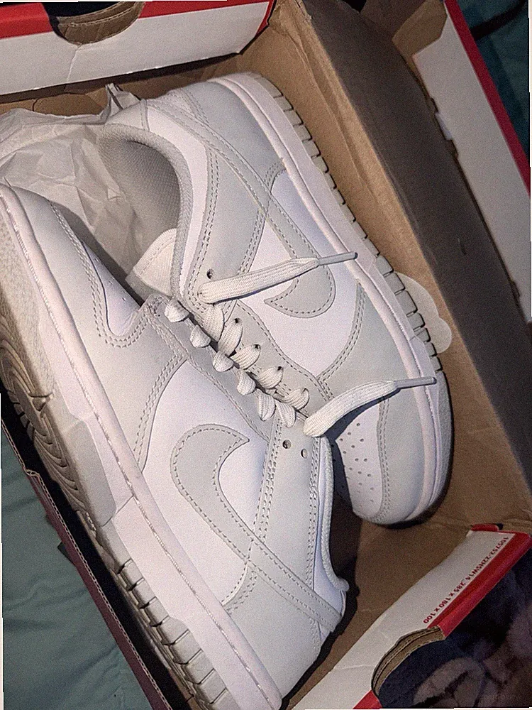 Nike Dunk Low White Leather Lace Up Sneakers Men's Athletic Shoes