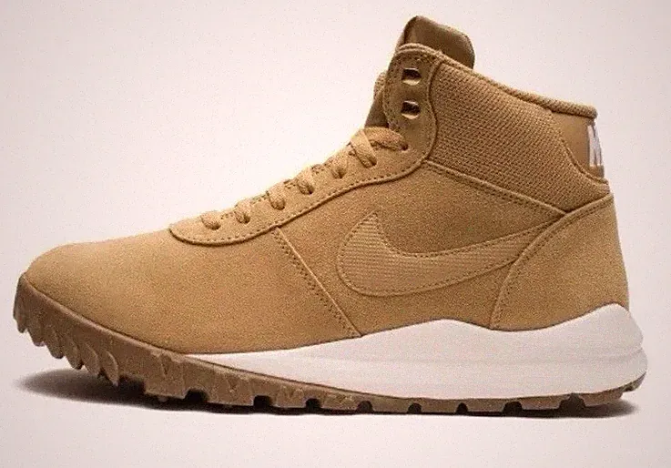 Nike Hoodland Suede Men’s Size 9-15 Casual Hiking Boot Tan Beige Lifestyle Shoe