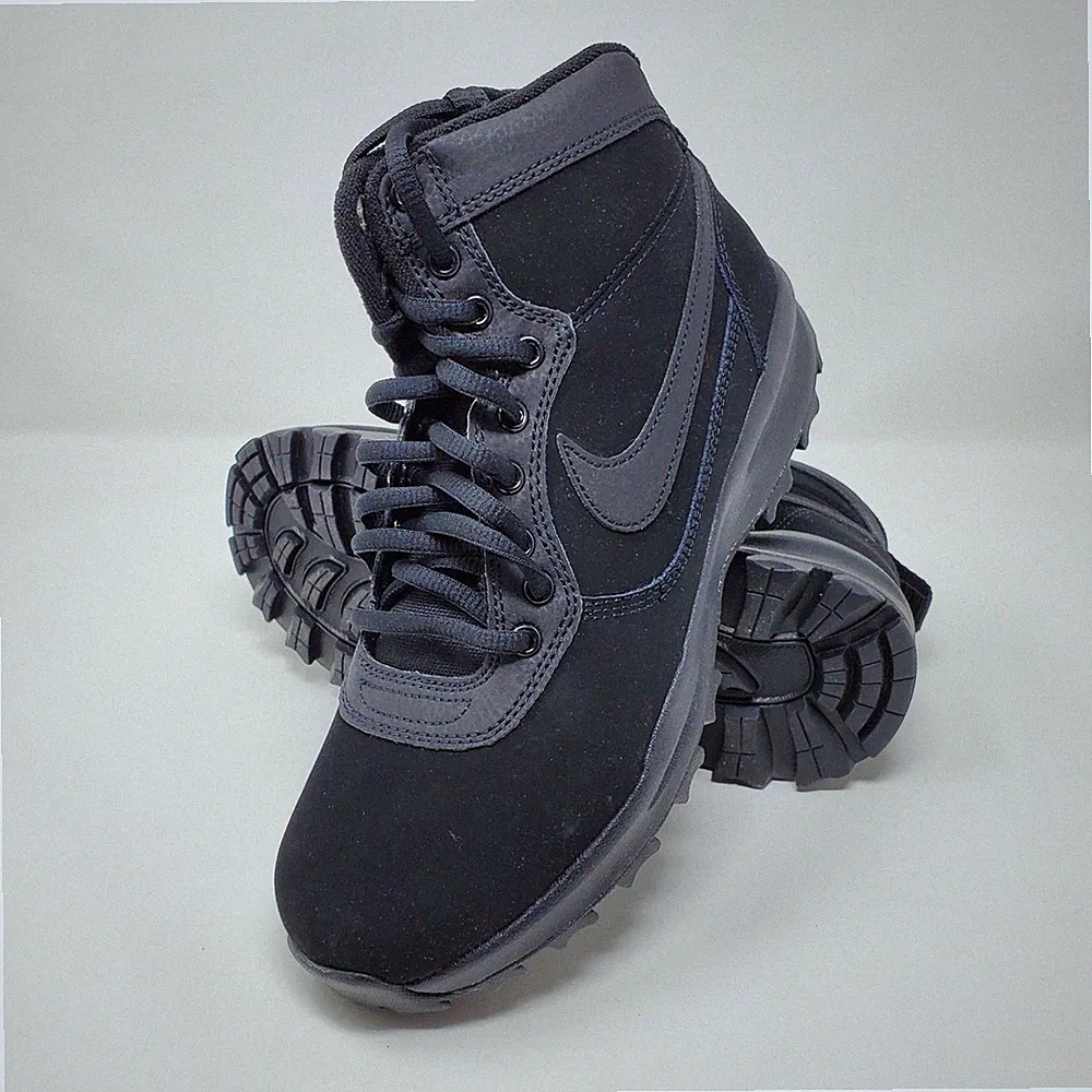 Nike Manoadome Triple Black High Top Hiking Shoes 844358-003 Men's Size 7