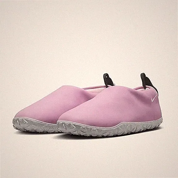 Nike Men’s 9 ACG Moc Premium Outdoor Hiking Shoes Beyond Pink FZ1783-600