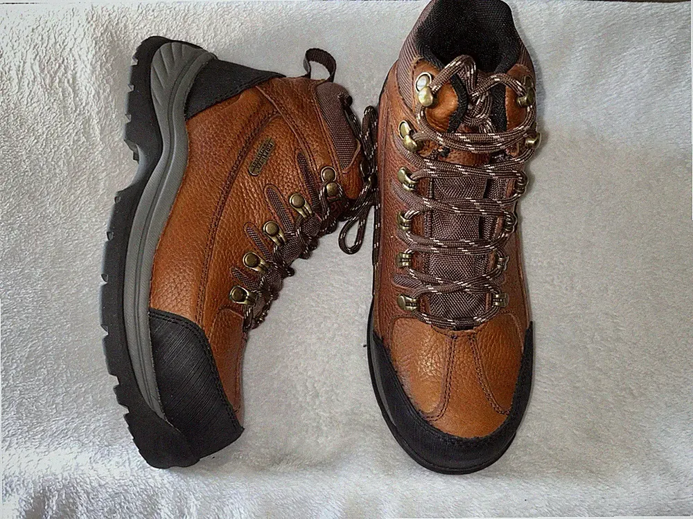 NORTIV 8 Brown Hiking Boots with Vibram Sole US Size 6.5 No Box