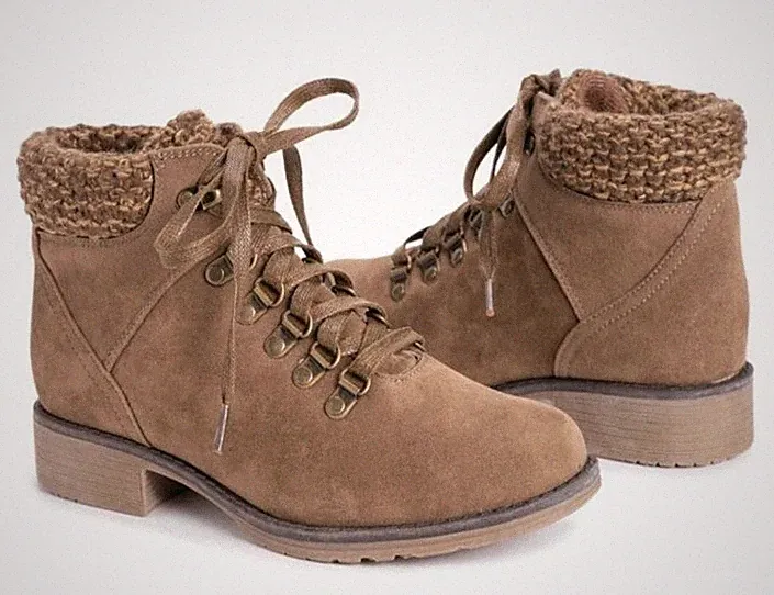 NWOB Muk Luks Pyrenees Hiking Boots Brown Faux Suede w/Faux Fur Trim Size 7.5M