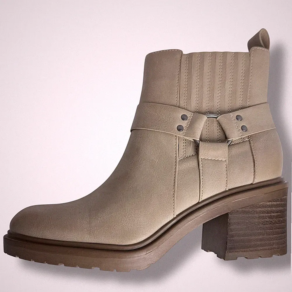 Oasis Society Jayden Not So Complicated Khaki Vegan Leather Motorcycle Boot Sz 8