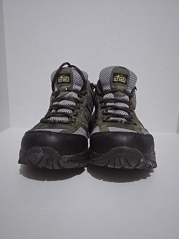 Old Mill Hiking work boot shoes waterproof men's size 12M Used. 1 Day Handling