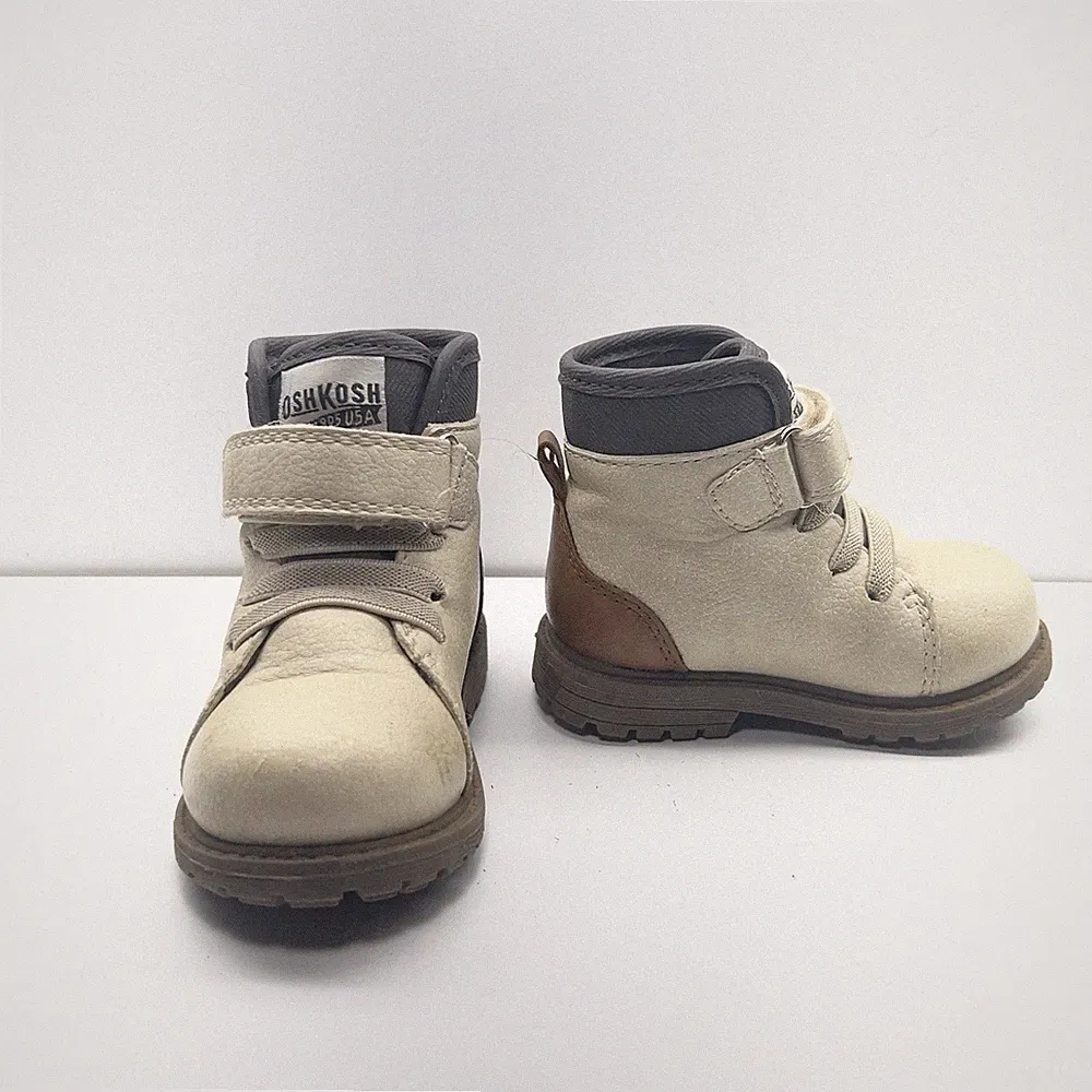 Oshkosh B’gosh Boys Felipe Fashion Work Boots- Hook/Loop` Toddler Size 4M
