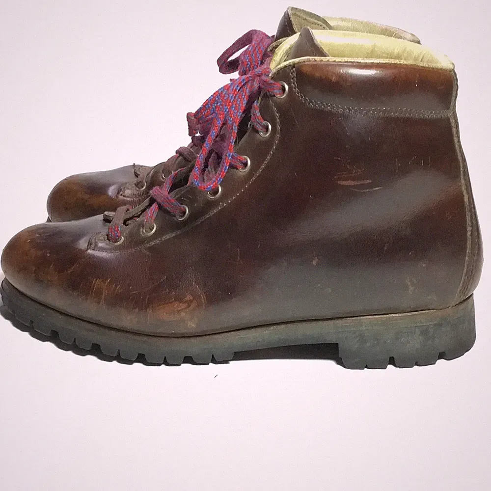 Pivetta Woman s Vintage Mountaineering Boots Brown Size 8.5AA VGUC