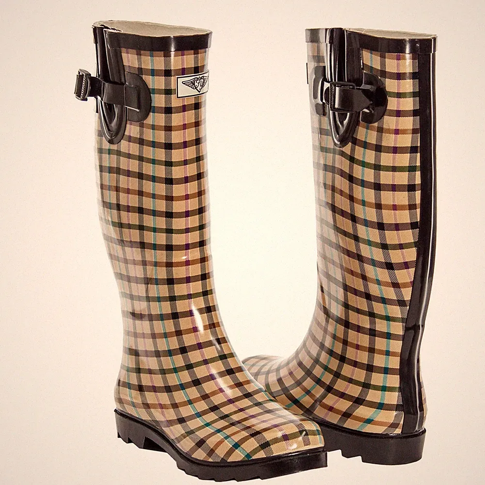 Plaid Tall Rain Boots Womens Size 6 Waterproof Rubber Check Pattern