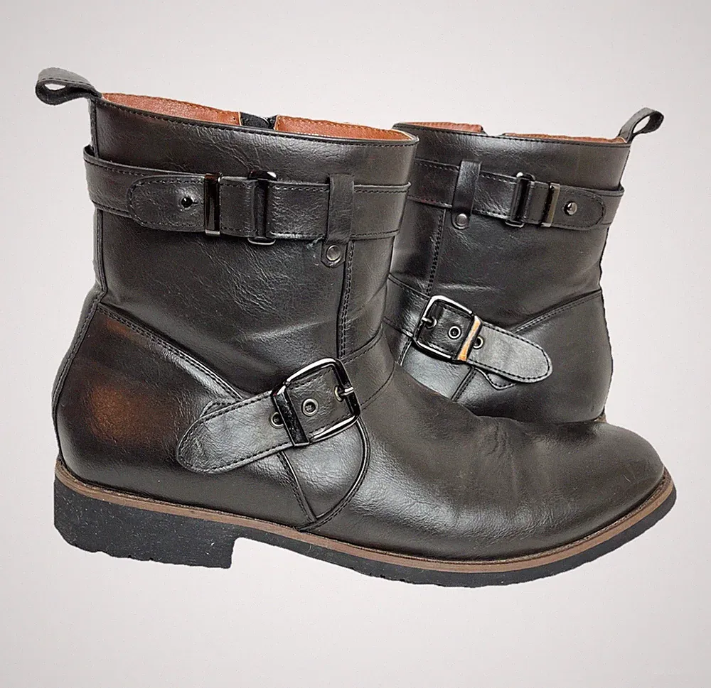 Polar Fox WYATT Black Motorcycle Boots 11 Vegan Leather Hiking Buckle Zipper
