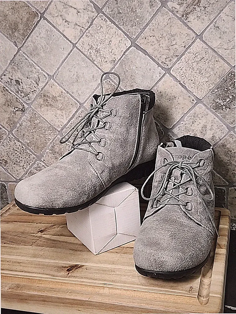 Propet Women's 10 2E Delaney Suede Lace Up Booties Water Repellent Hiking Boot