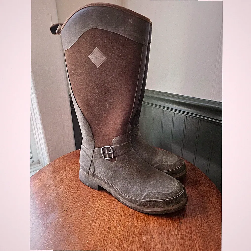 RARE Muck Boot Reign equestrian english riding Women Brown Rubber Boots Size 9