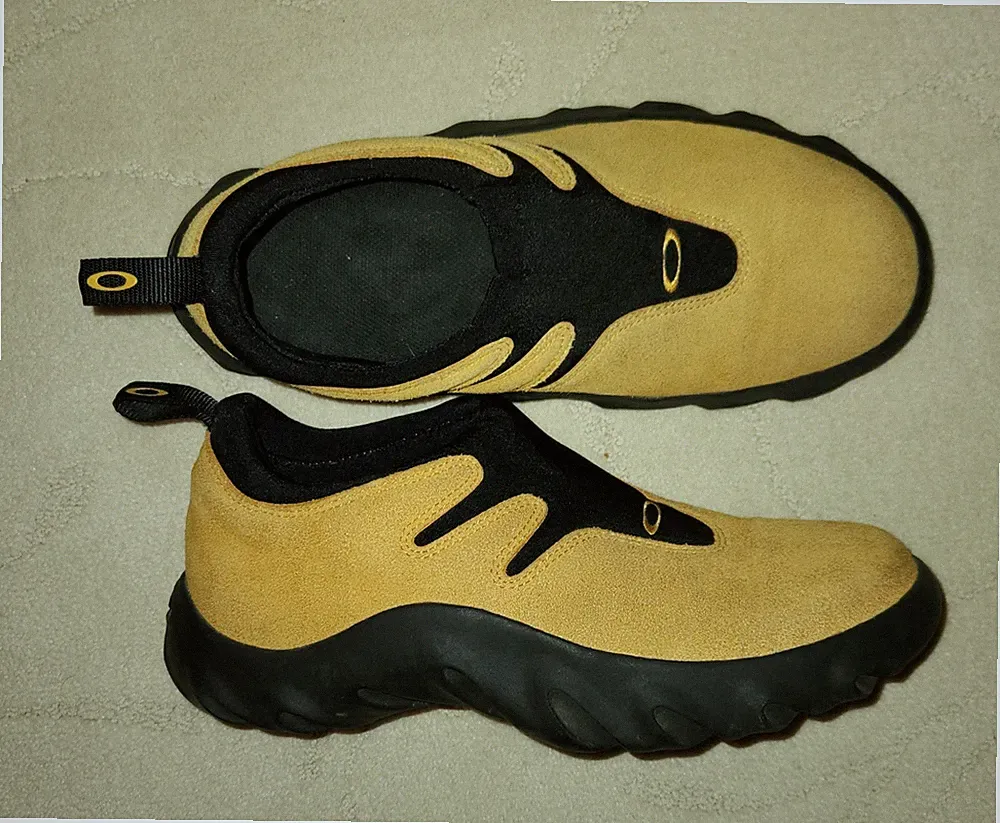 *RARE* OAKLEY ARROWHEAD Slip On Shoes Mens 9.5 vintage clog hiking trail boots