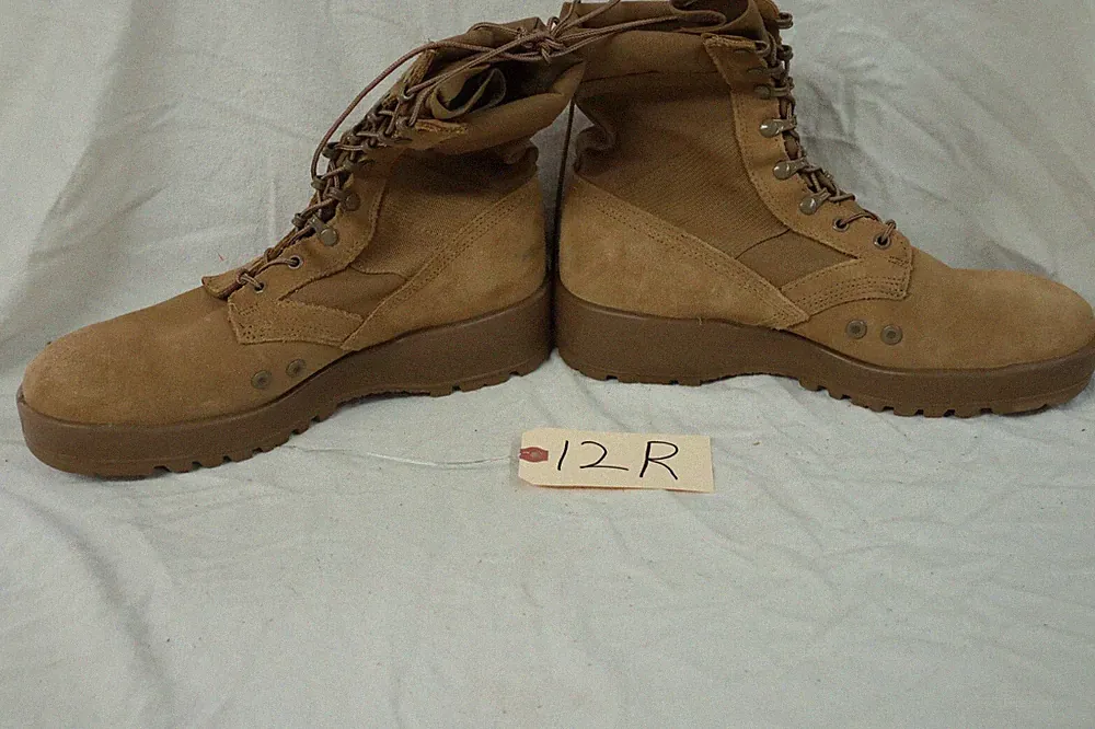 READ DESCRIPTION HOT WEATHER MILITARY COMBAT HIKING BOOT 12R F2-1