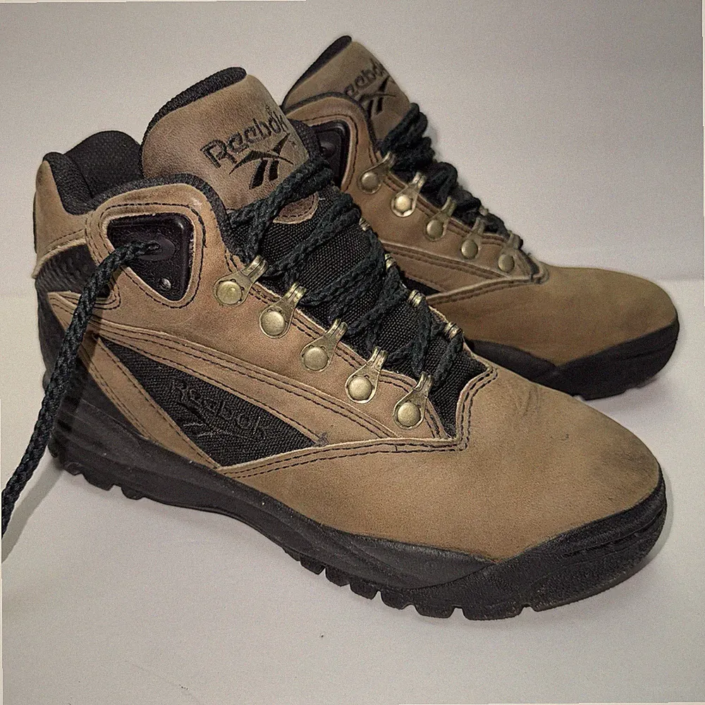 Reebok Leather Hiking Trail Boots RA 404 KTS Womens Size 6 Steelshank Hexalite