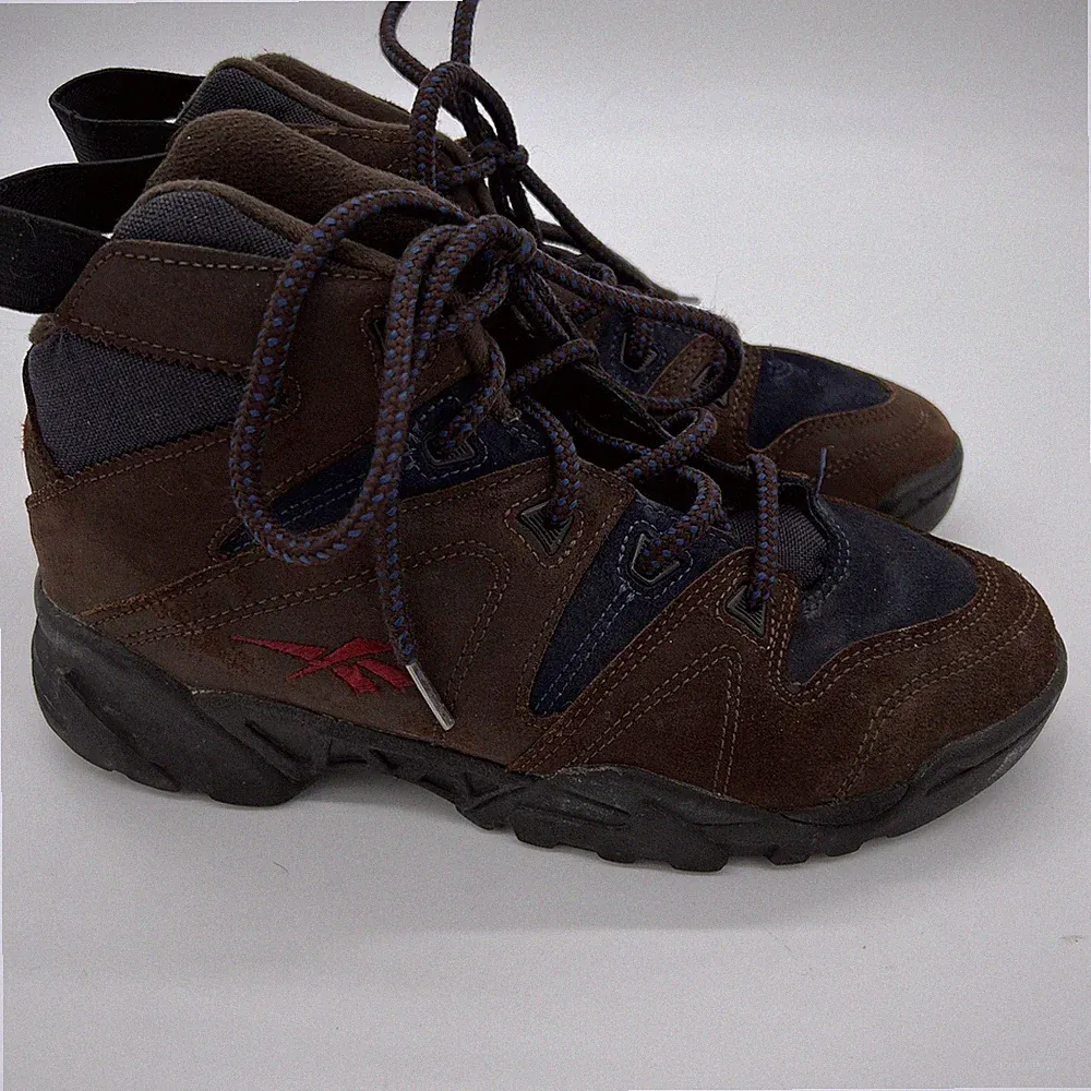 Reebok Outdoor Mid Heavy Duty Hiking Boots Brown Leather Women’s 8.5