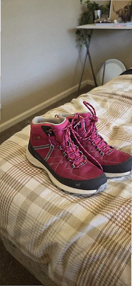 Regatta Pink Gray Waterproof Women's Hiking Boots US Size 7 Outdoor Trail Shoes