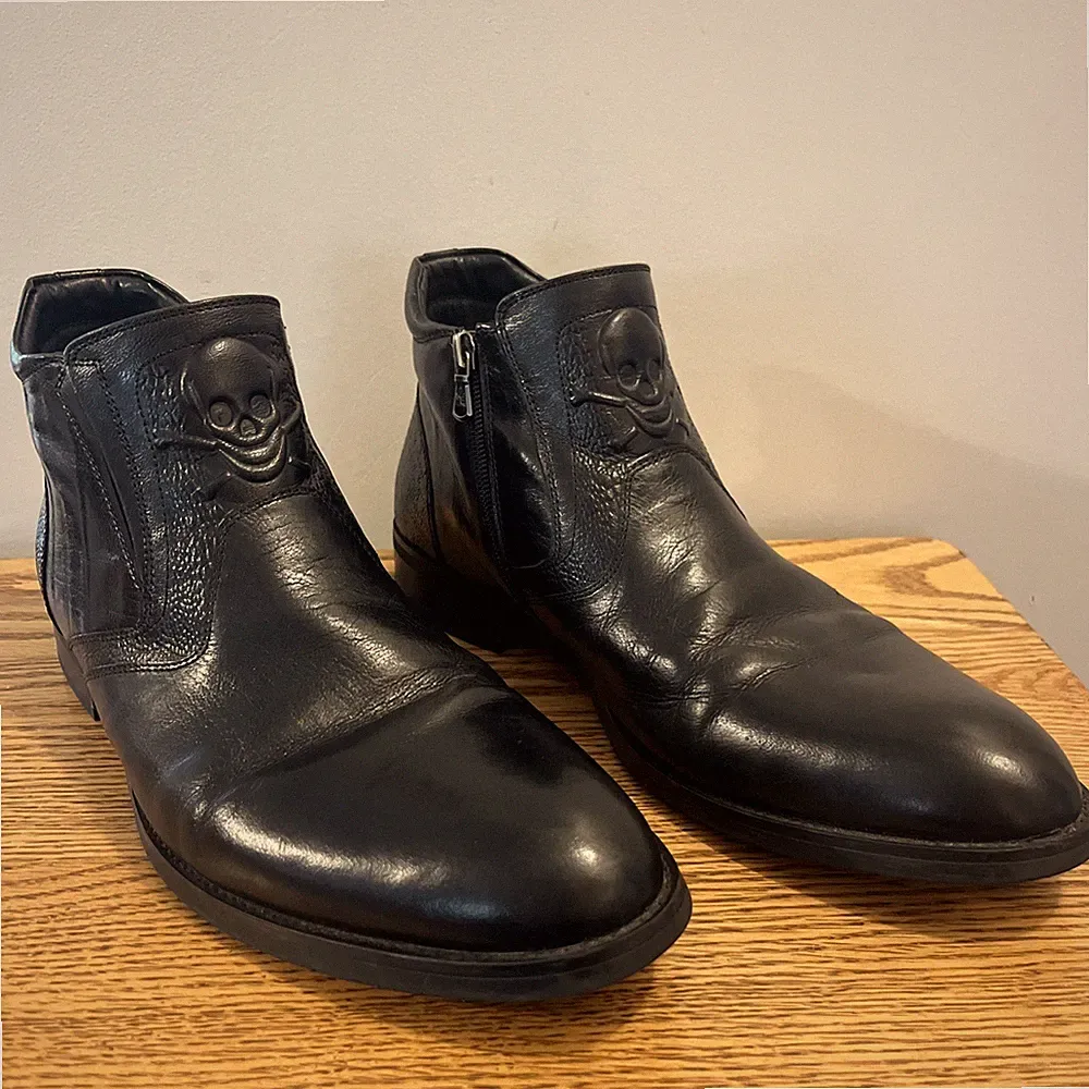Robert Graham Gordon Skull Mens Sz 9.5 Black Faux Fur Lined Chelsea Ankle Boots