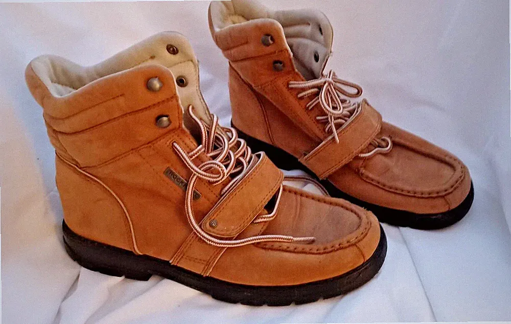 Rockport XCS Hiking Boots Men Size 9M Tan Brown Leather Chukka Lace Up Hook Loop