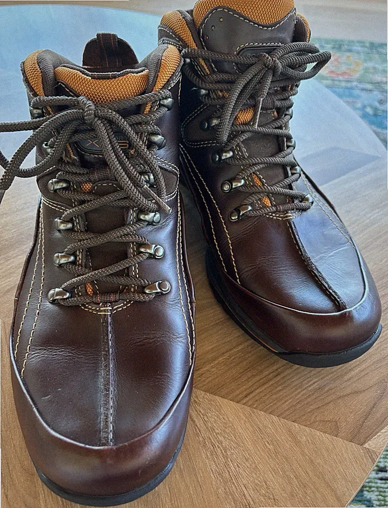 Rockport XCS Waterproof Hydro Shield Leather Men's Hiking Boots Size 11 APM359