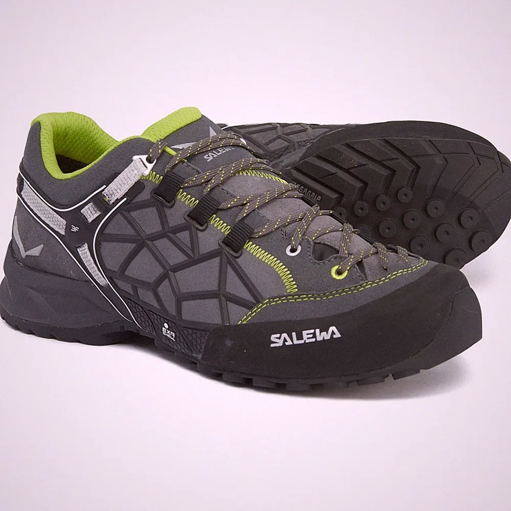Salewa Wildfire Pro Hiking Approach Shoes Men Boots Size 7.5, 8