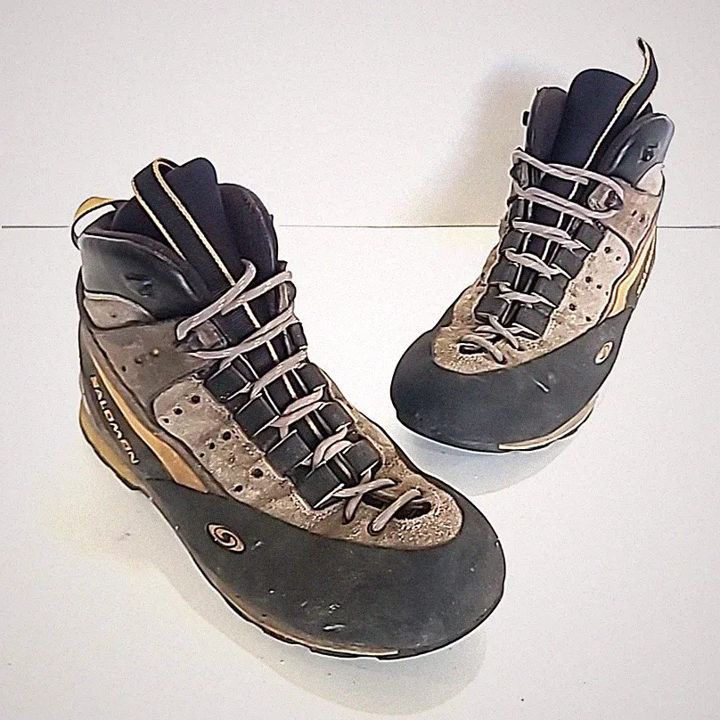 Salomon Contragrip Trail Hiking Boots Mens 8.5 Brown Suede Vintage