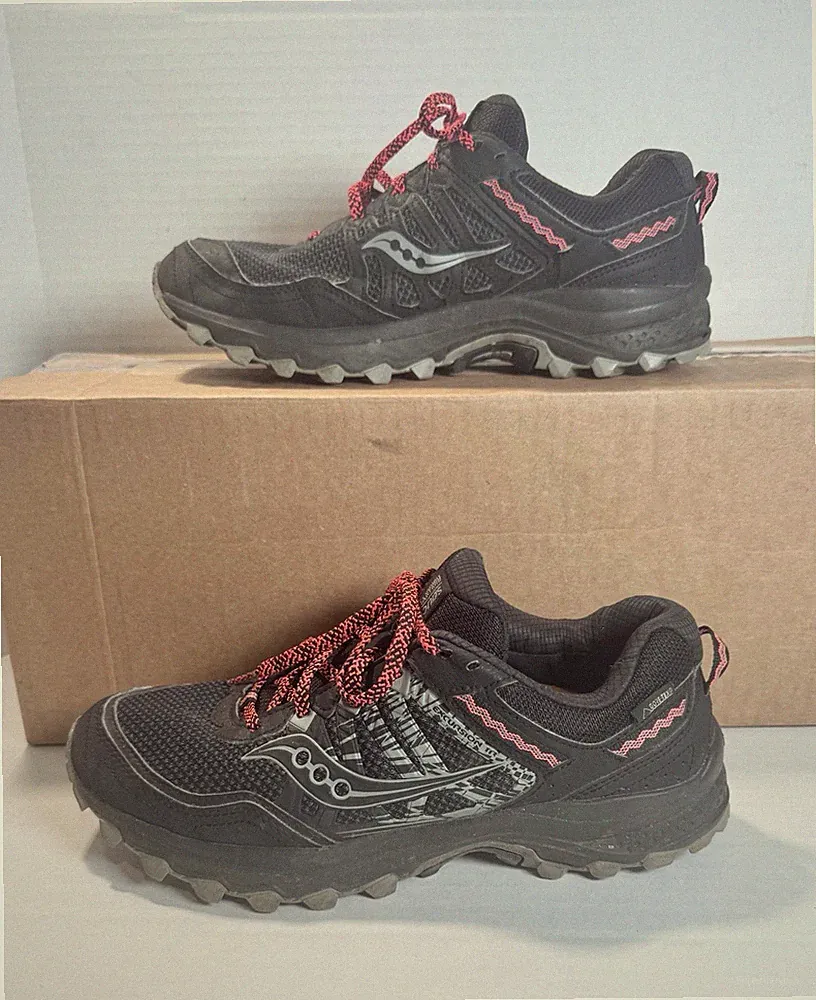 Saucony Womens Trail Hiking Shoes - Size 10 - Gore Tex Excursion TR BLACK
