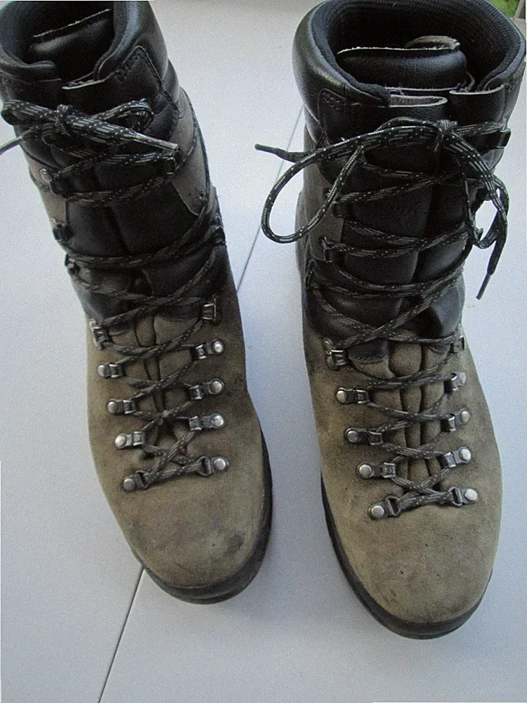 Scarpa Fuego High Mountaineering Boots Hike Trek size 13 US 47EU Leather Hunt