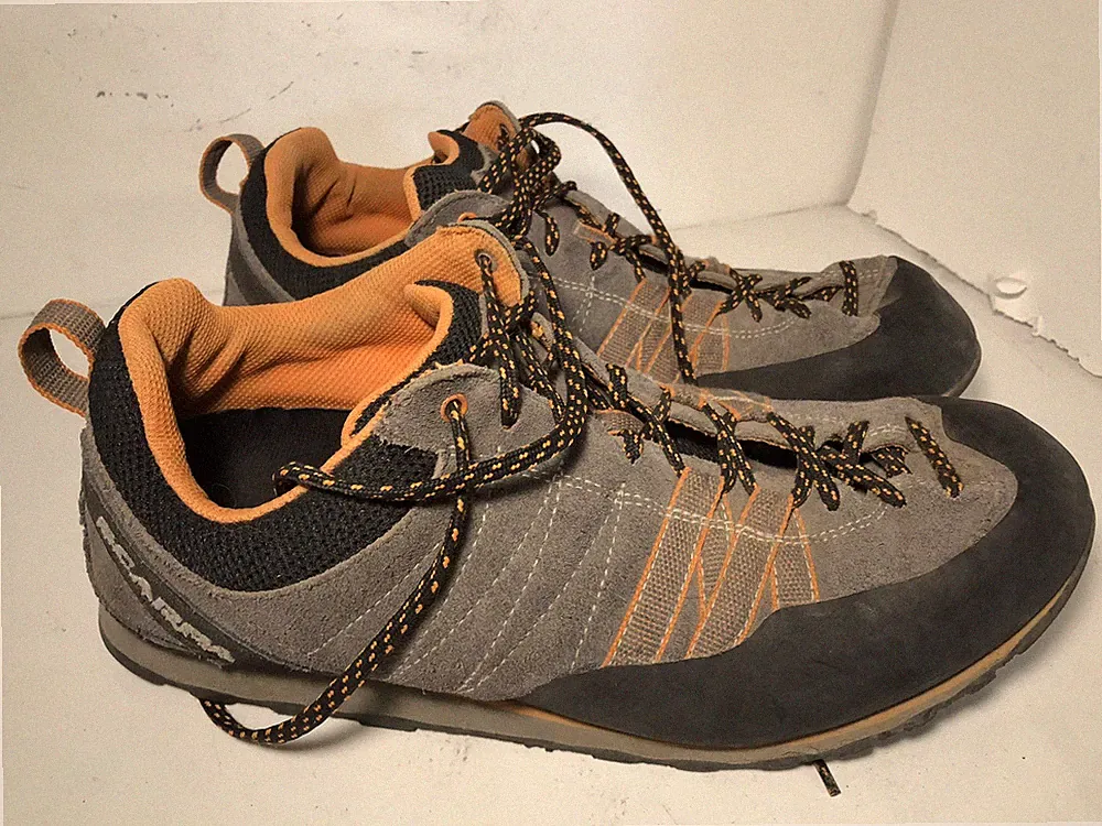 Scarpa Men's Crux Approach Shoes Hiking Climbing Gray Orange Suede Size US 10