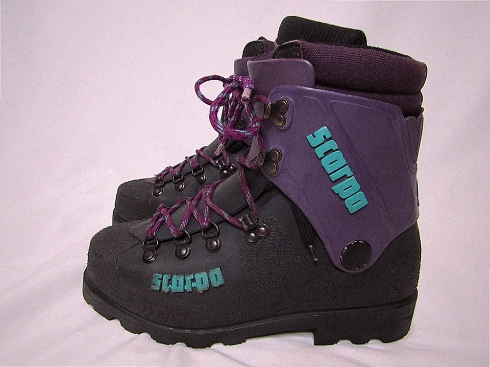 Scarpa Mens Size 8 Black Purple Green Lace Up Mountaineering Hiking Snow Boots