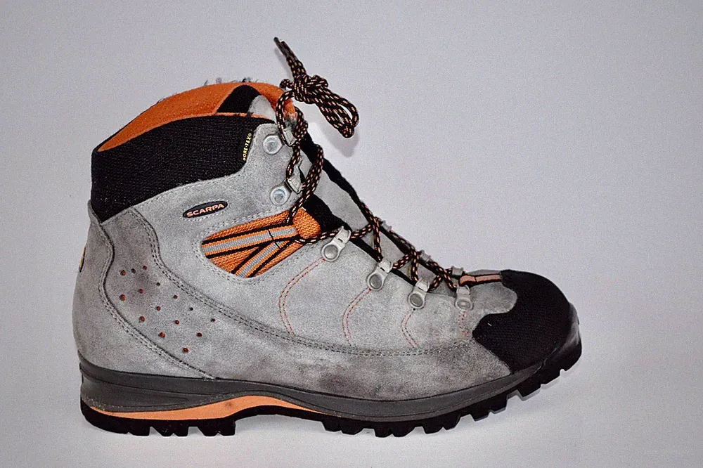 Scarpa Unisex Mustang GTX Gore-Tex Gray Suede Mountaineering Boots Size 8 M 9 W