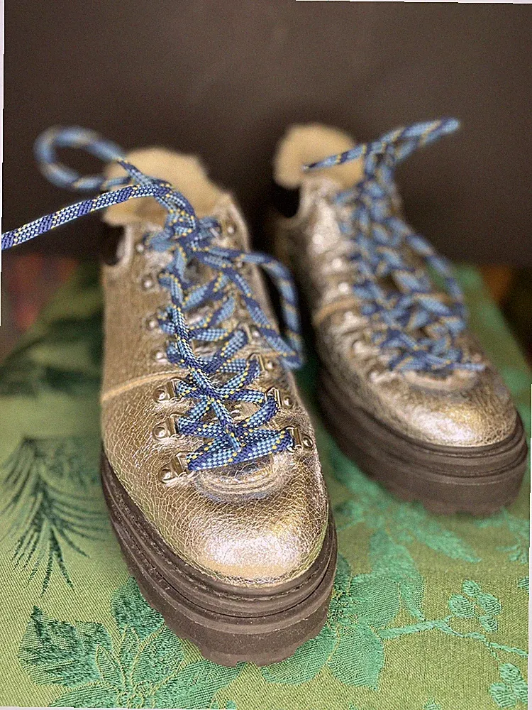 Schutz Women’s Lucille Silver Metallic Lined Hiking Boots Size US 9 Excellent!
