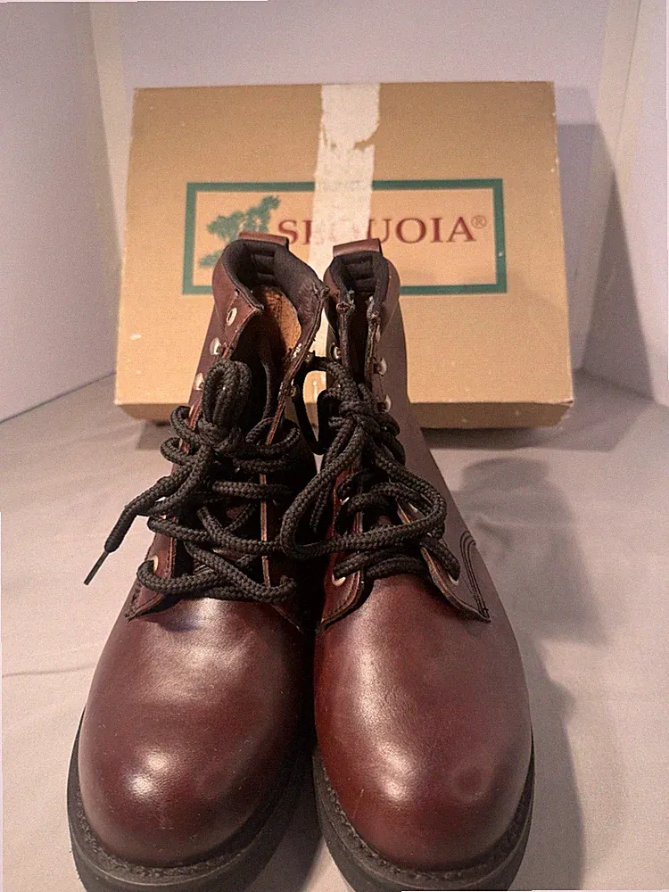 Sequoia Men’s Hiking Boots Style 755 Size 8.5