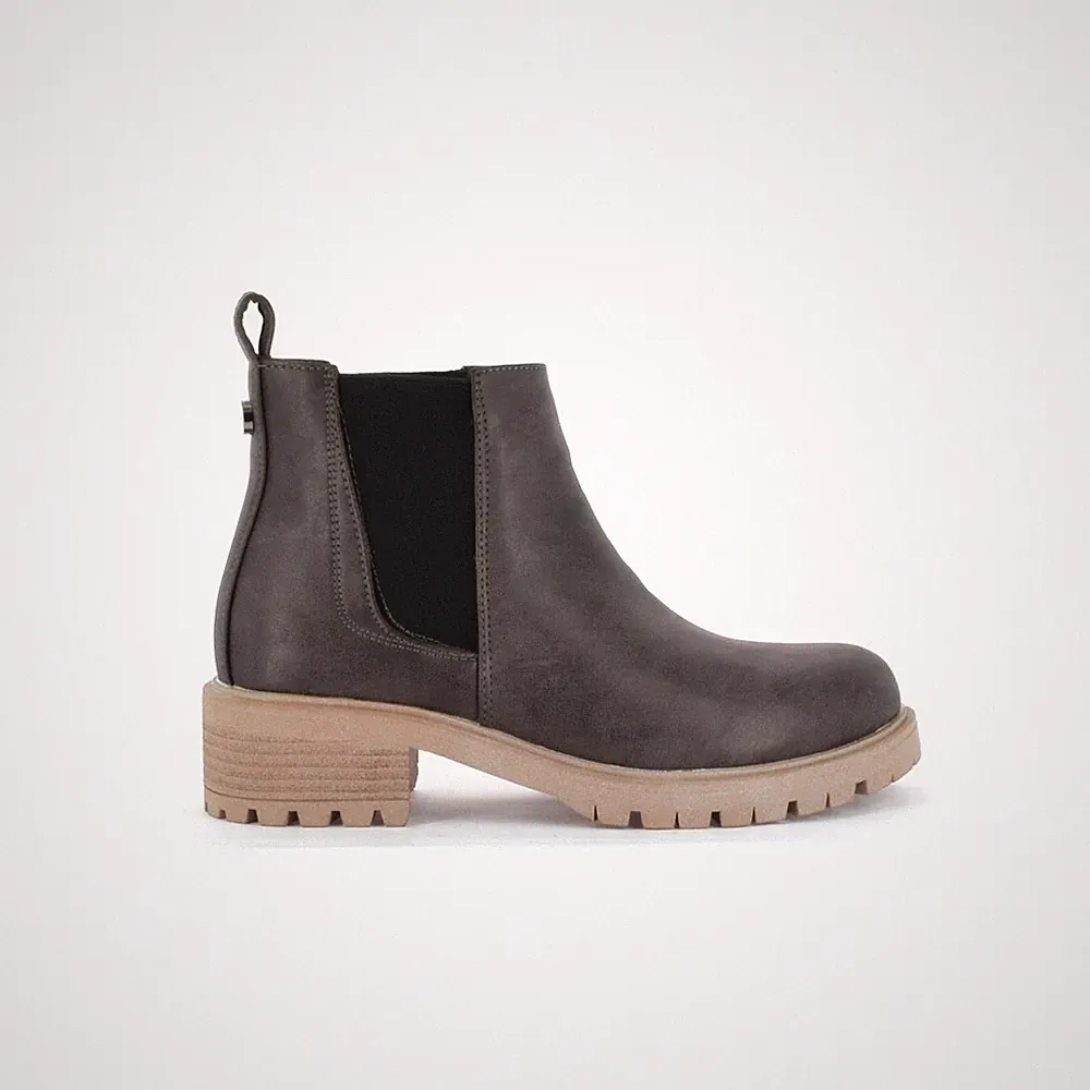 Seven7 Billie Bronze Chunky Lug Soled Chelsea Boots Brand New Women's Size 19