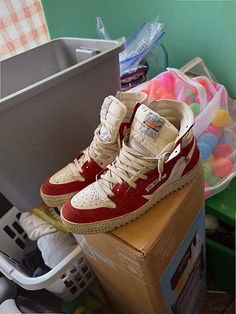 Size 11 - Off-White Off-Court 3.0 Red