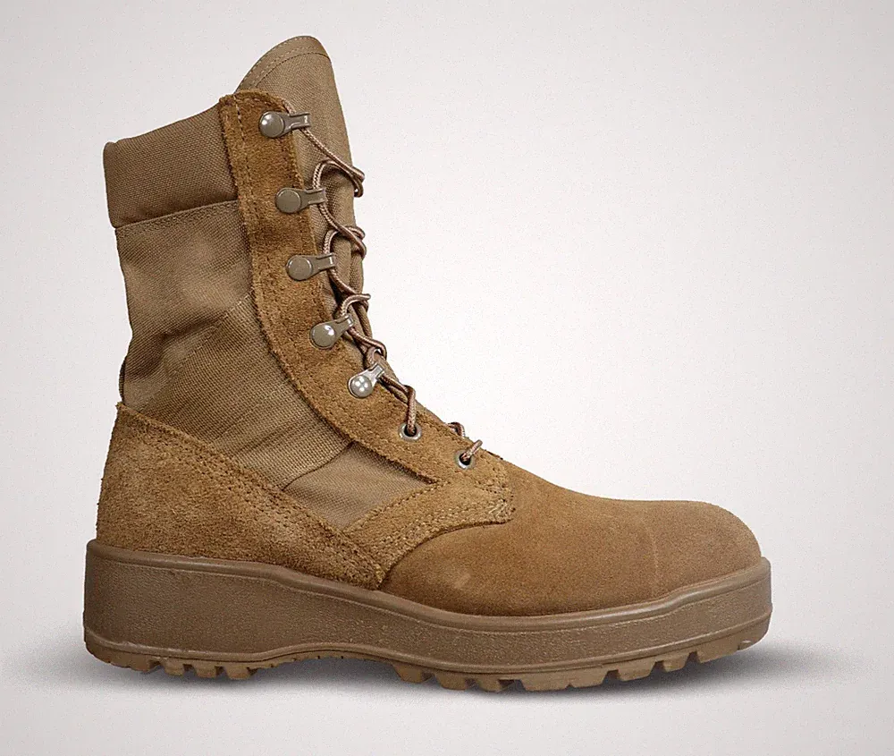 Size 7 W - US Military Coyote Hot Weather Combat Boots Vibram McRae