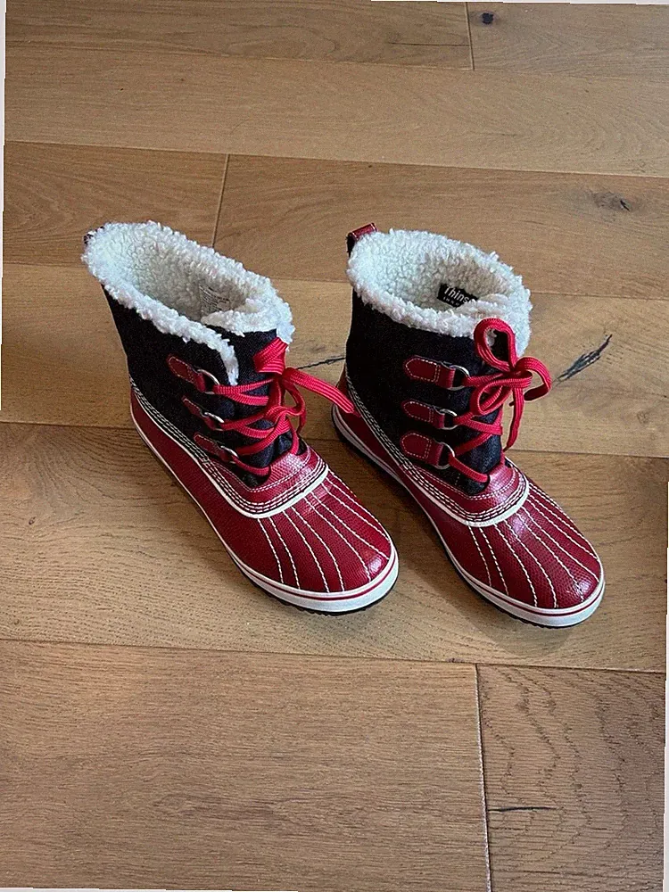 Skechers Pond Waterproof Red and Black Duck Boots with Faux Fur Lining