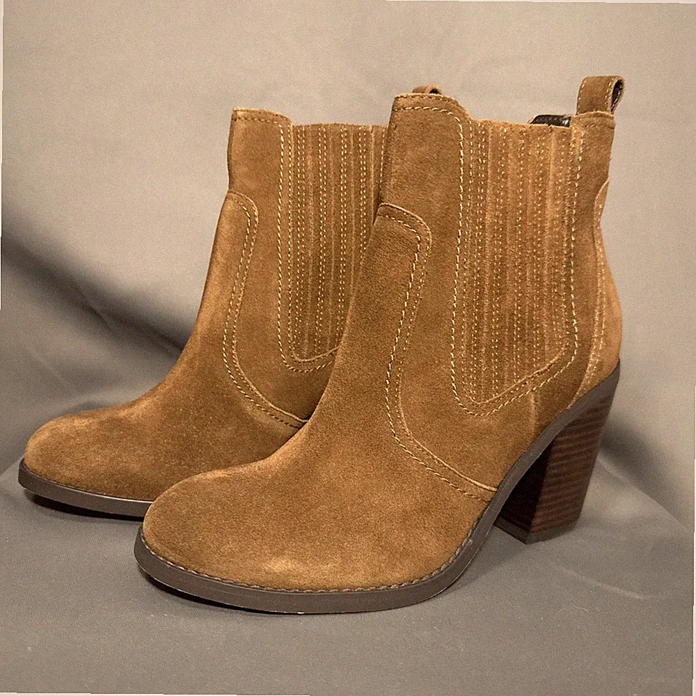 Sole Society Women Brown Ankle Boot Size 6.5 Suede Block Heel Chelsea Bootie New