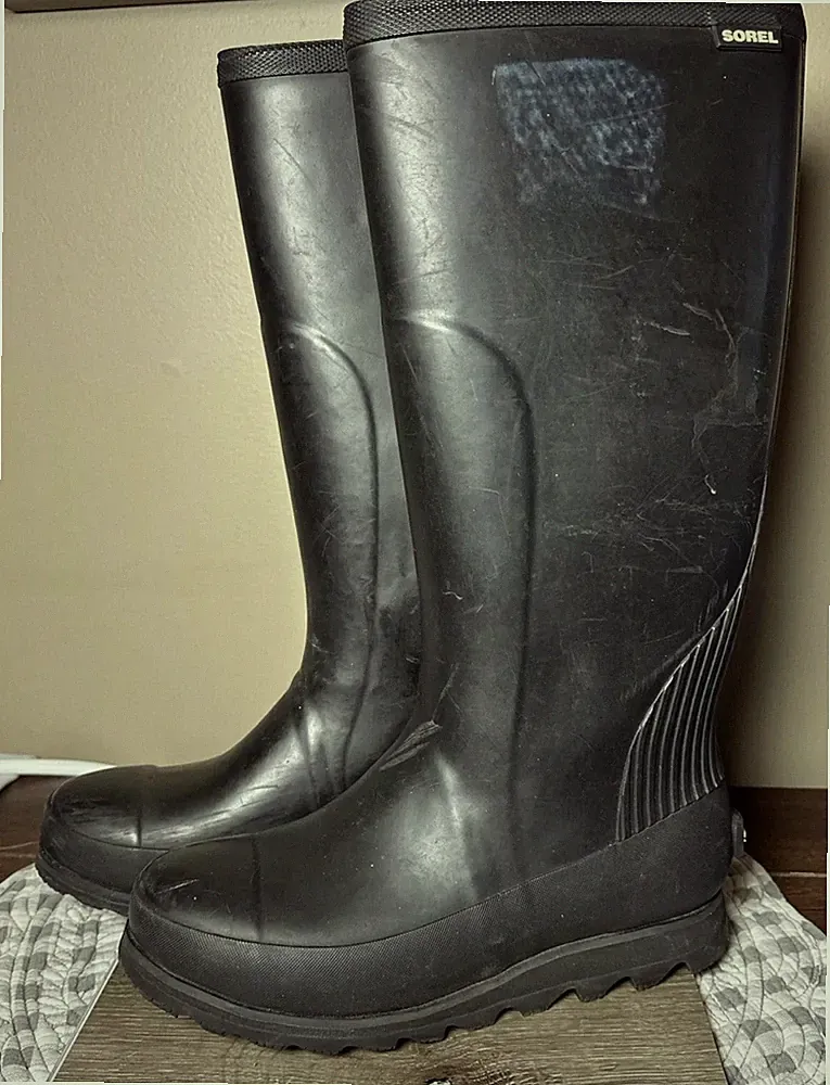 SOREL Joan Tall Waterproof Rubber Rain Boots Matte black women's size 7 Lined