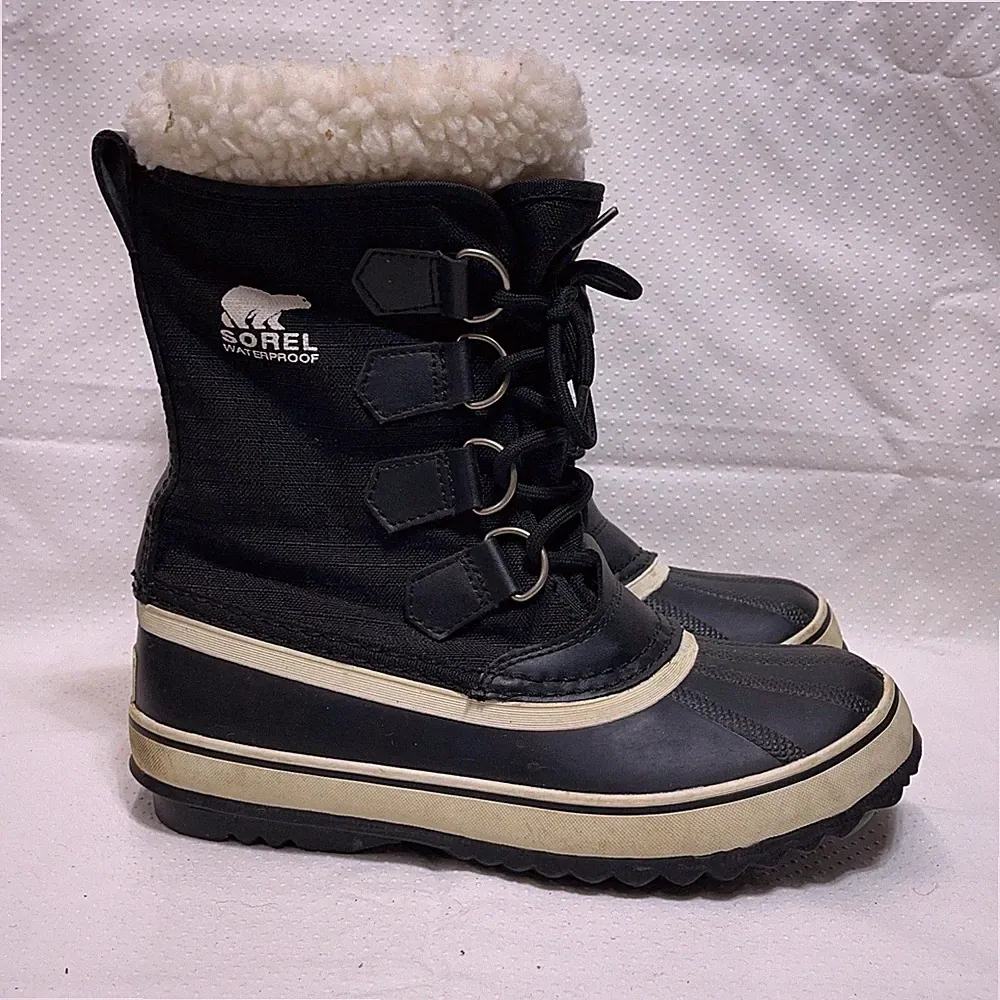 Sorel NL1495-011 Snow Boots Women 6 Black Waterproof Mid Calf Closed Toe Comfort