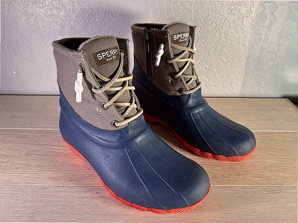 Sperry Duck Boots Womens Size 7 Brown Blue Orange STS85029