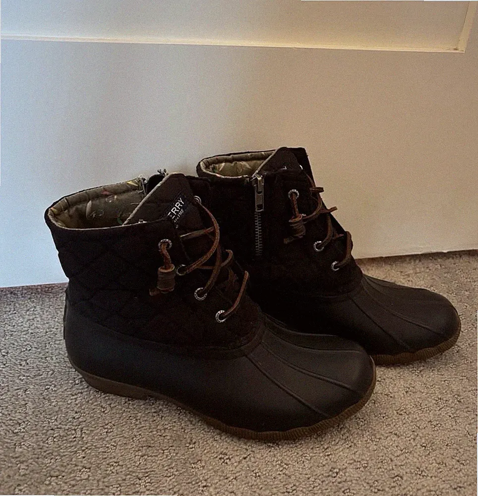 Sperry Quilted Zip Lace Up Waterproof Ankle Rain Boots STS94063 Black 7.5