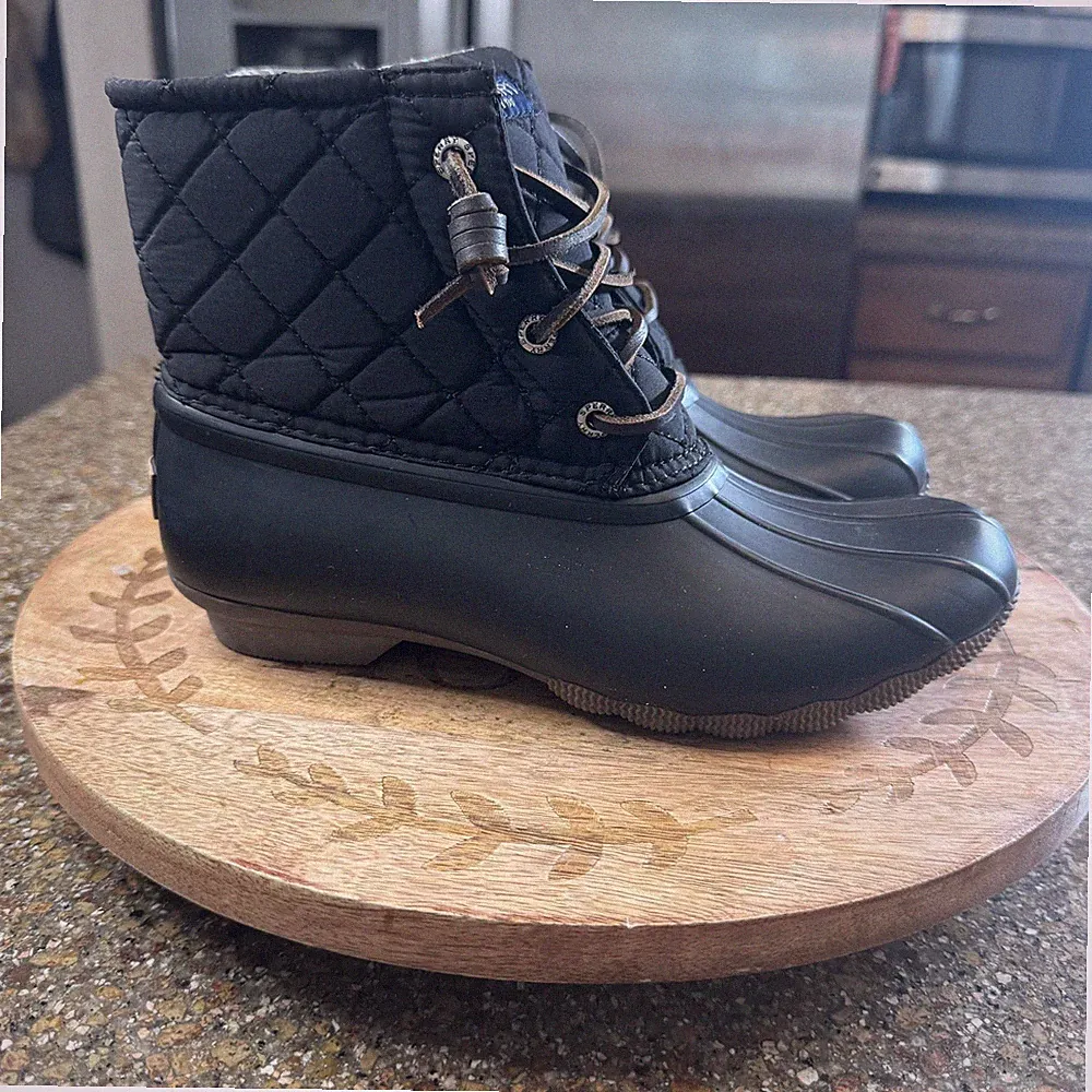 Sperry Top-Sider Boots Womens Size 6 Black Quilted Duck Rain Ankle Boot Zip