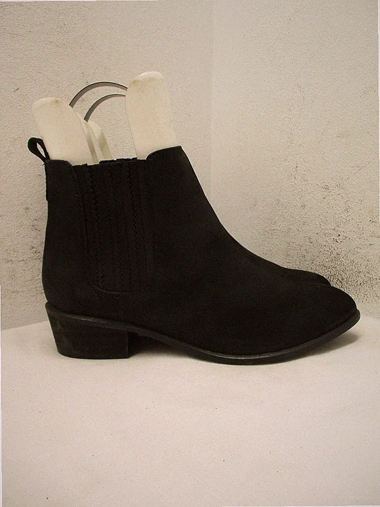 Steve Madden Nylie Black Leather Chelsea Boot Mod Womens Size 8