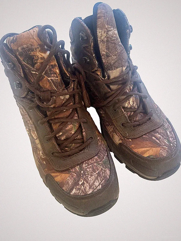 Survivors Camo Hiking Boots Men’s 9.5 Brown Outdoor Trail Work Shoes