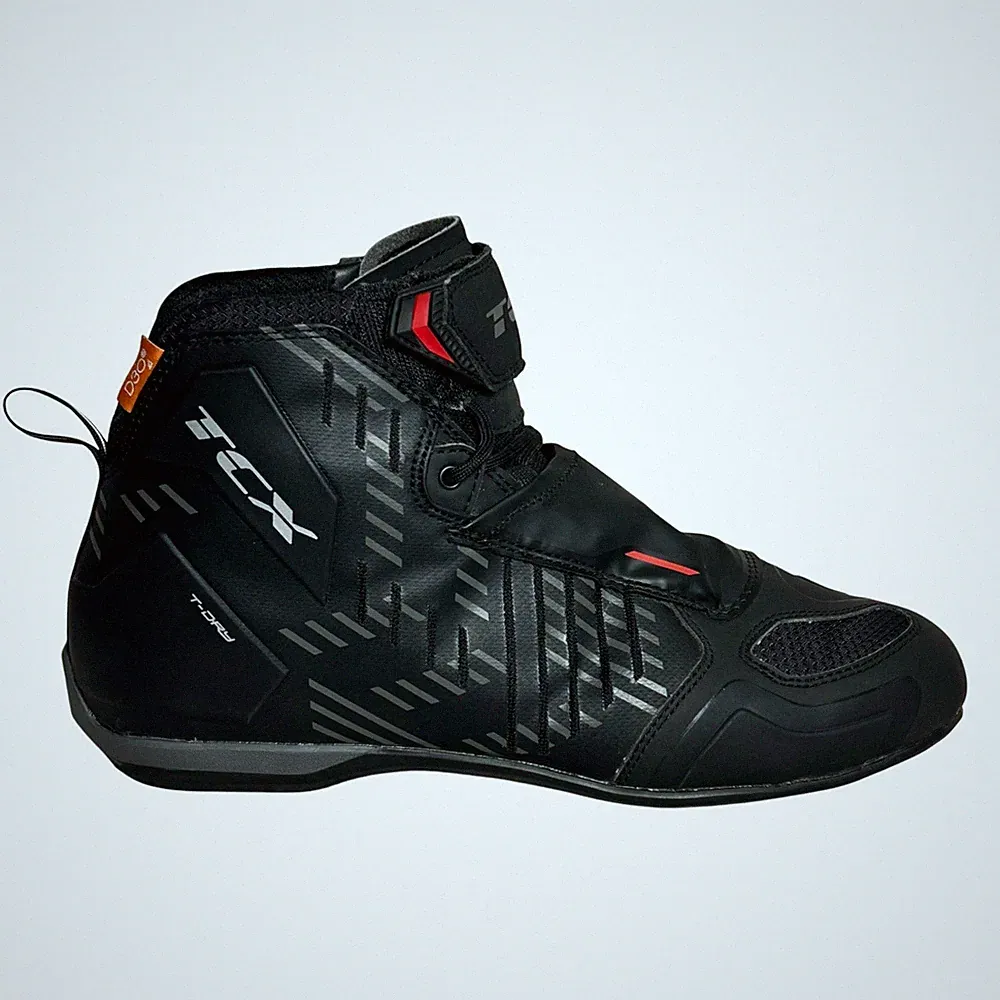 TCX R04D WP Motorcycle Boots Men's US 10 and 11 EU 44 45Black T-Dry Waterproof