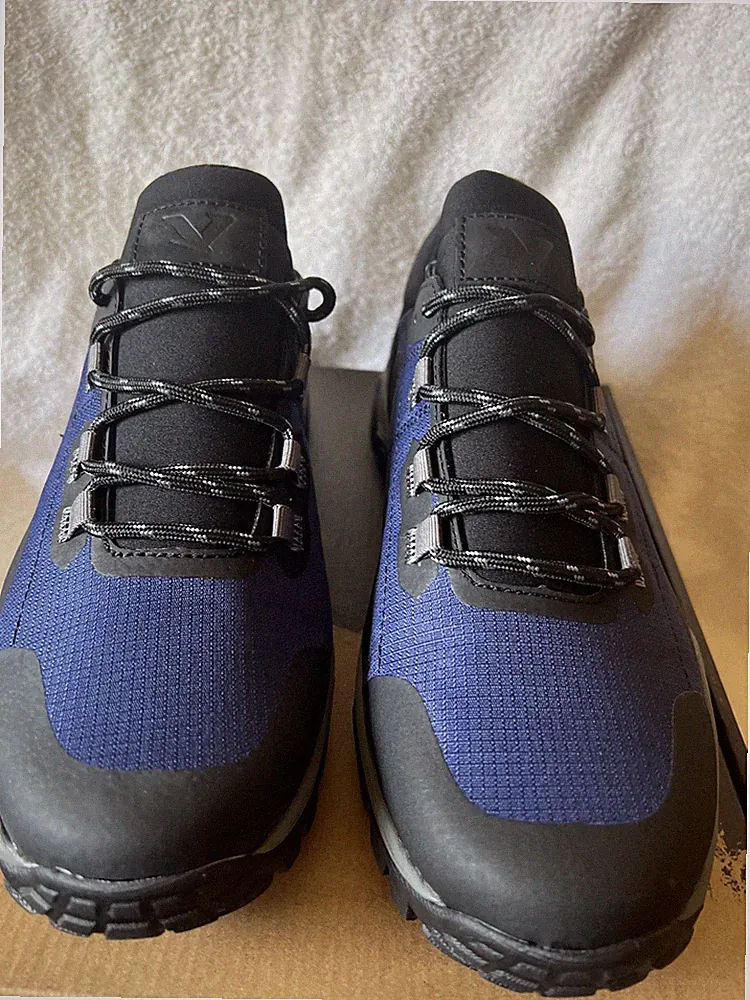 Territory Rainier Hiking Shoes, Men’s Size 11, Blue